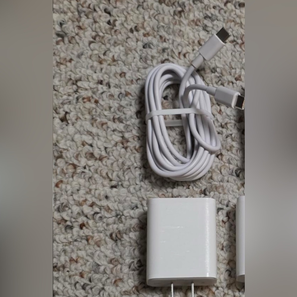 i Phone 17/16/15 Fast Charger, 1 Pack Type C Wall Charger Block with 4FT Cable